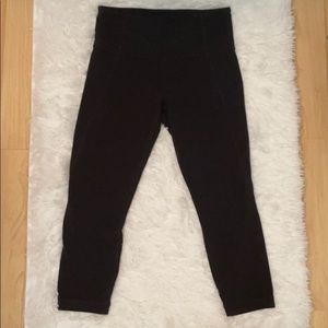 Athleta Black Cropped Workout Leggings